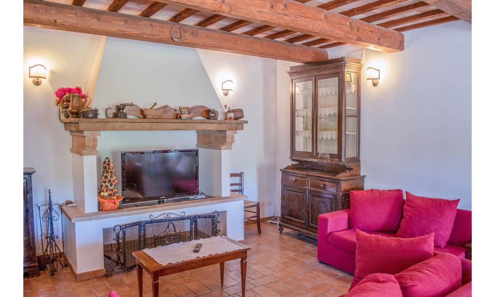 Gualdo Marche Italy Farmhouse