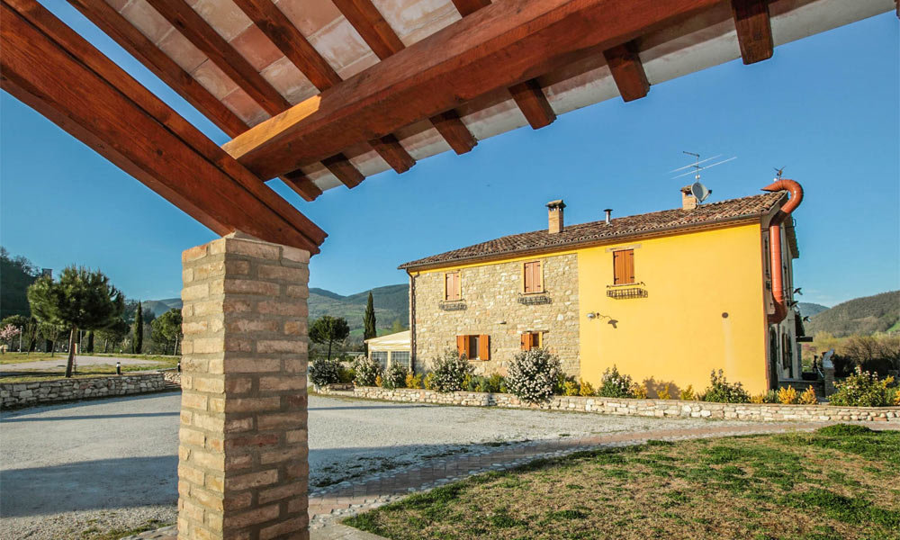 Farmhouse Fermignano Marche Italy