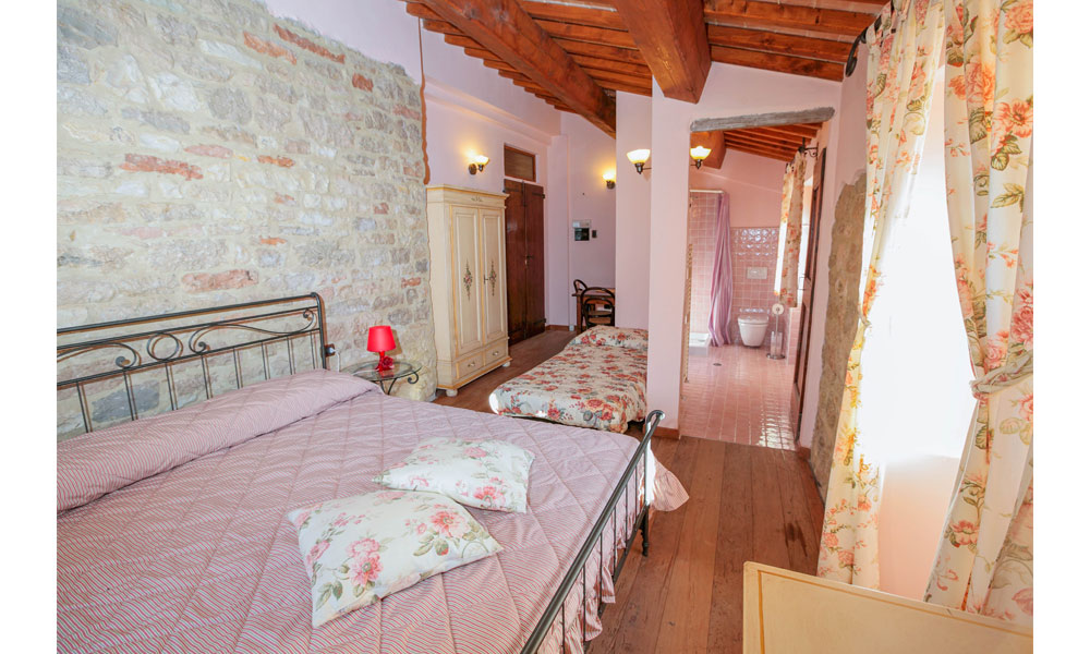 Farmhouse Fermignano Marche Italy