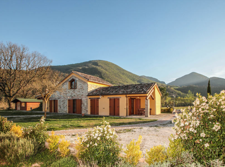 Farmhouse Fermignano Marche Italy