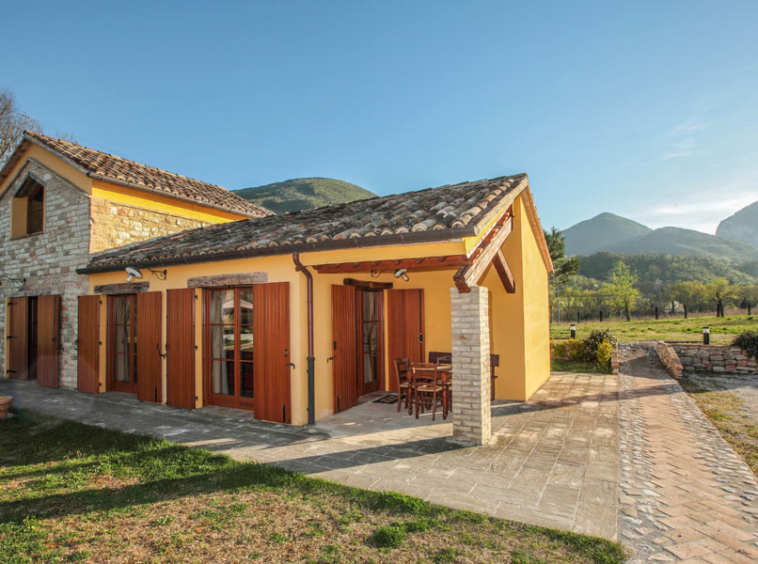 Farmhouse Fermignano Marche Italy
