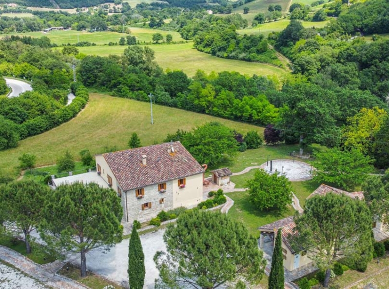 Farmhouse Fermignano Marche Italy