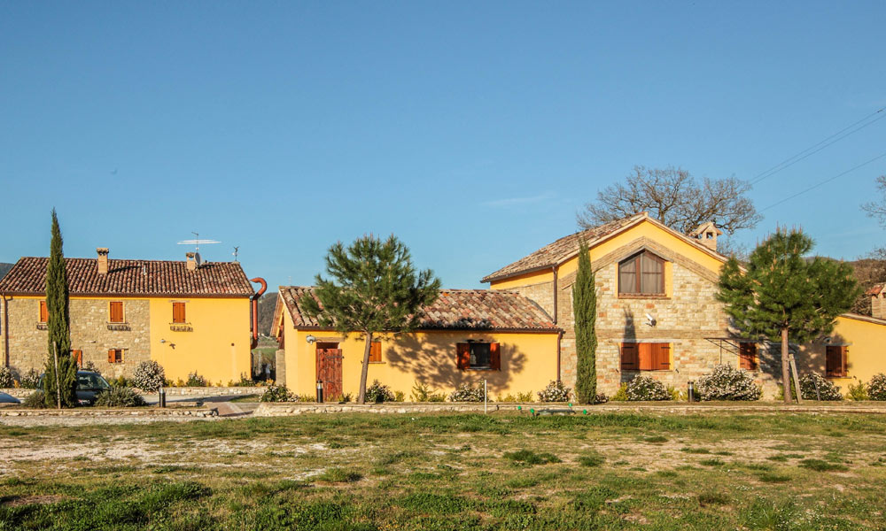 Farmhouse Fermignano Marche Italy
