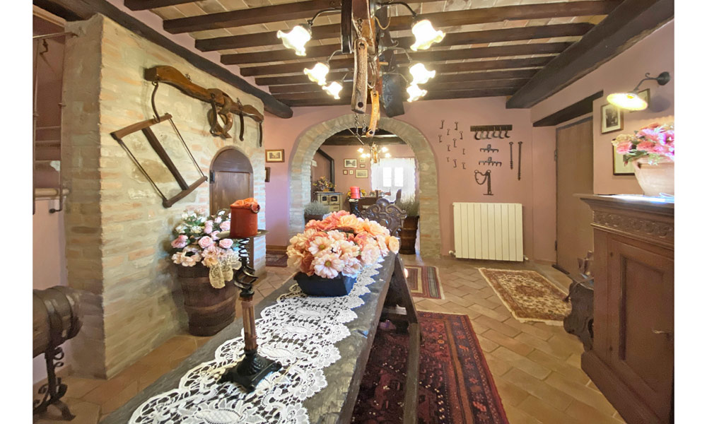 Farmhouse Cortona Tuscany Italy Gem
