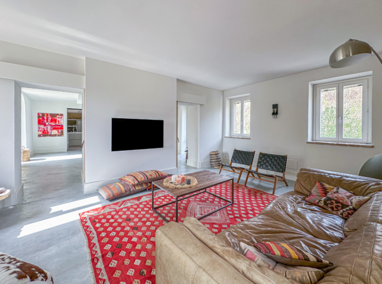Villa Cartoceto Pesaro Marche Italy Pool Luxury
