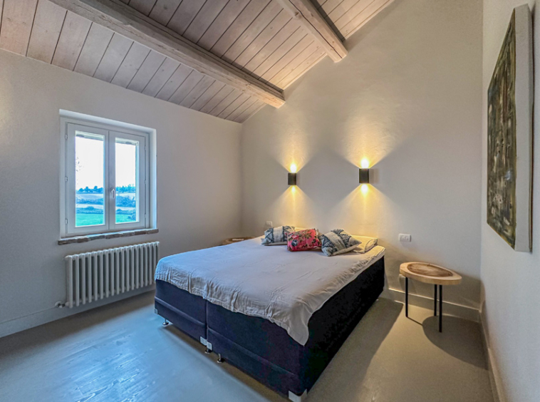 Villa Cartoceto Pesaro Marche Italy Pool Luxury