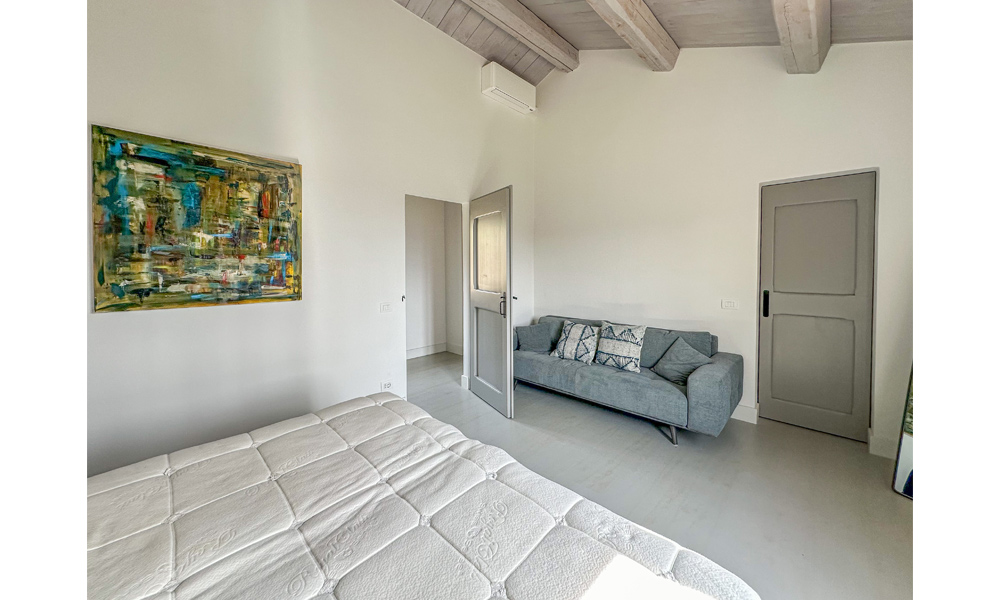 Villa Cartoceto Pesaro Marche Italy Pool Luxury
