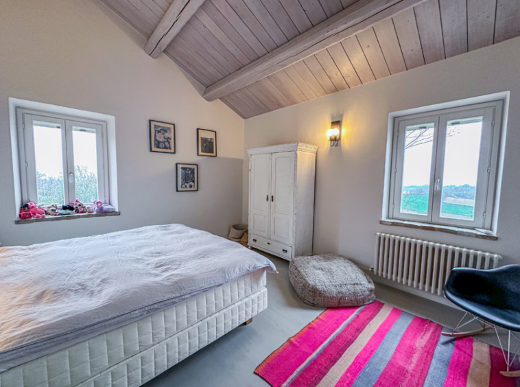 Villa Cartoceto Pesaro Marche Italy Pool Luxury