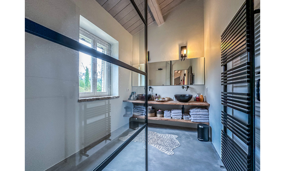 Villa Cartoceto Pesaro Marche Italy Pool Luxury