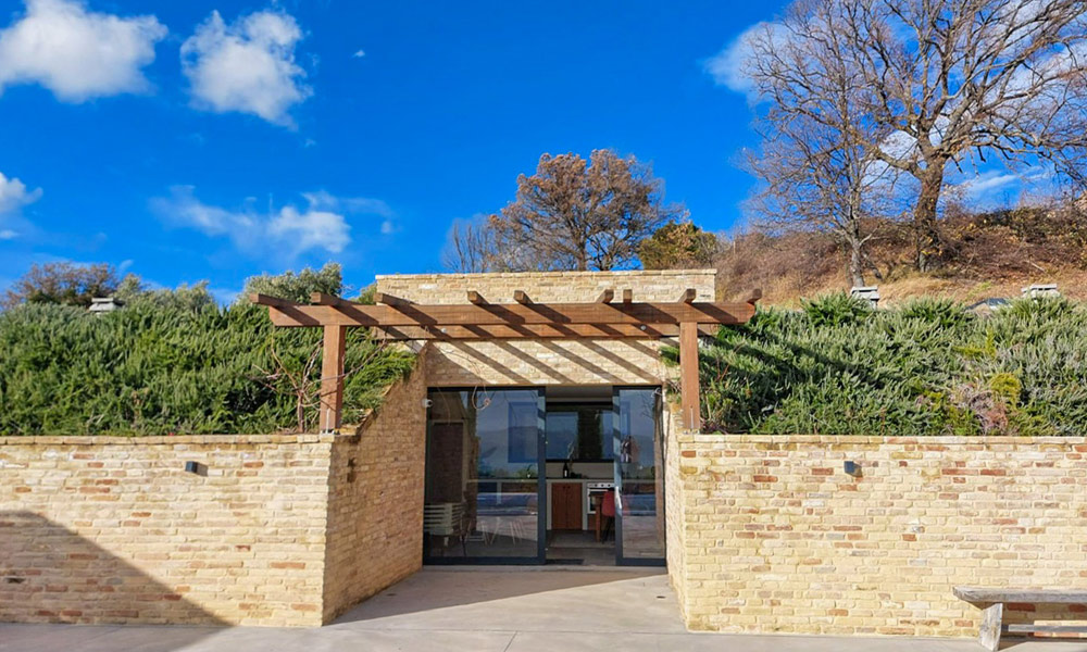 Villa Cartoceto Pesaro Marche Italy Pool Luxury
