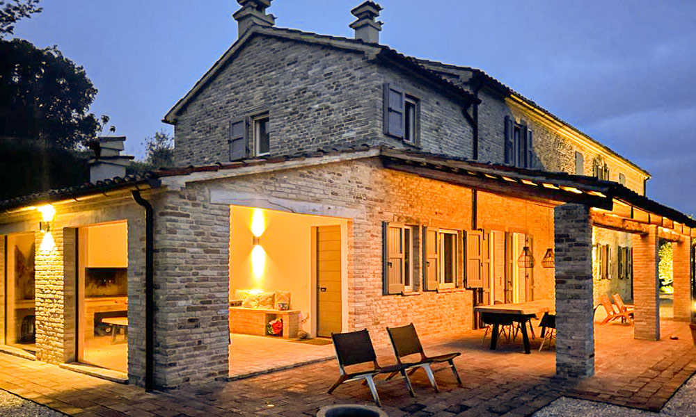 Villa Cartoceto Pesaro Marche Italy Pool Luxury