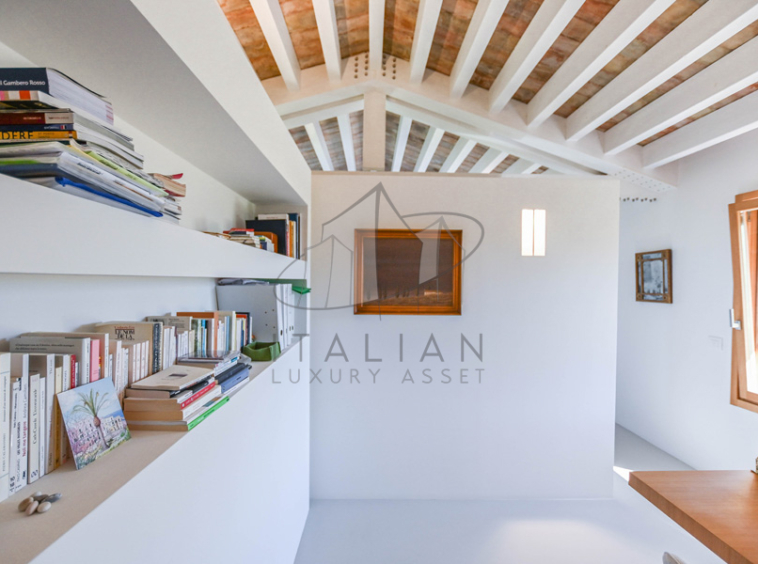 Luxury Farmhouse Marche Cupramontana Panorama Italy