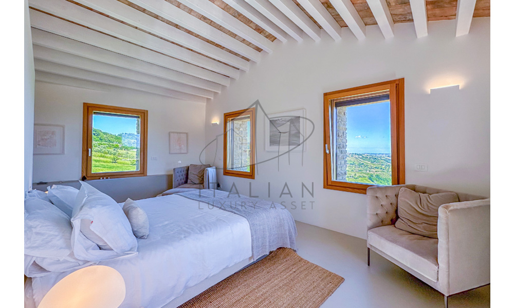 Luxury Farmhouse Marche Cupramontana Panorama Italy