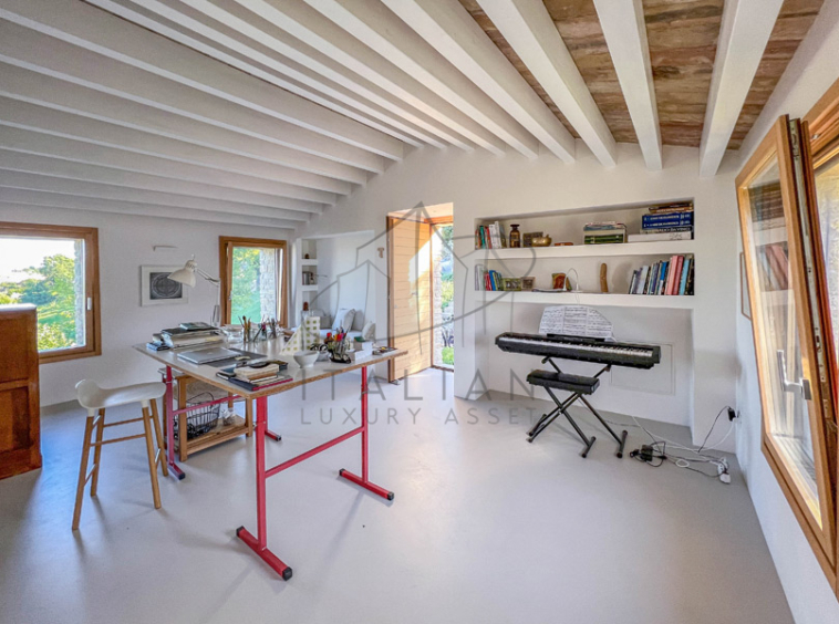 Luxury Farmhouse Marche Cupramontana Panorama Italy