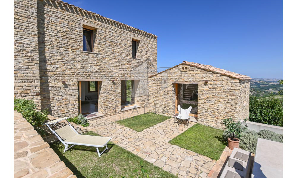 Luxury Farmhouse Marche Cupramontana Panorama Italy