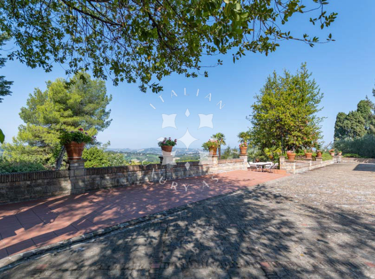Villa Pesaro Marche Italy Luxury Seaview