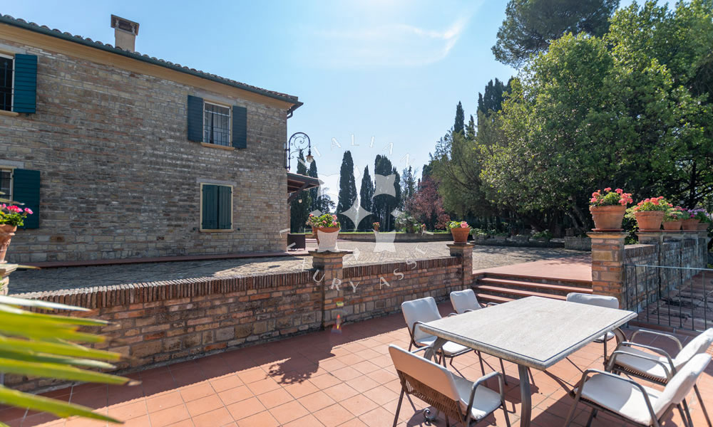Villa Pesaro Marche Italy Luxury Seaview