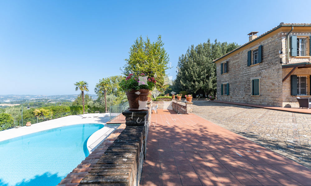 Villa Pesaro Marche Italy Luxury Seaview