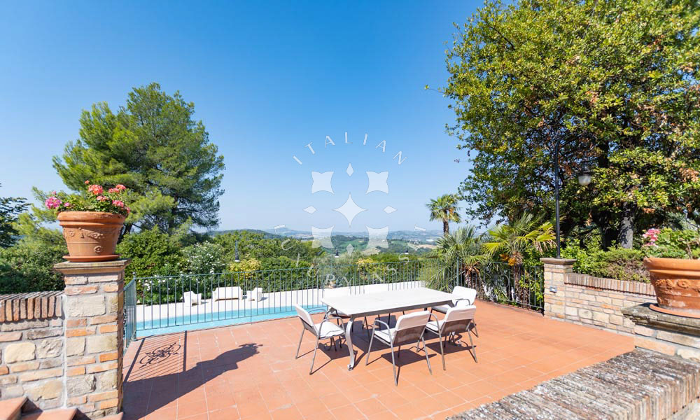 Villa Pesaro Marche Italy Luxury Seaview