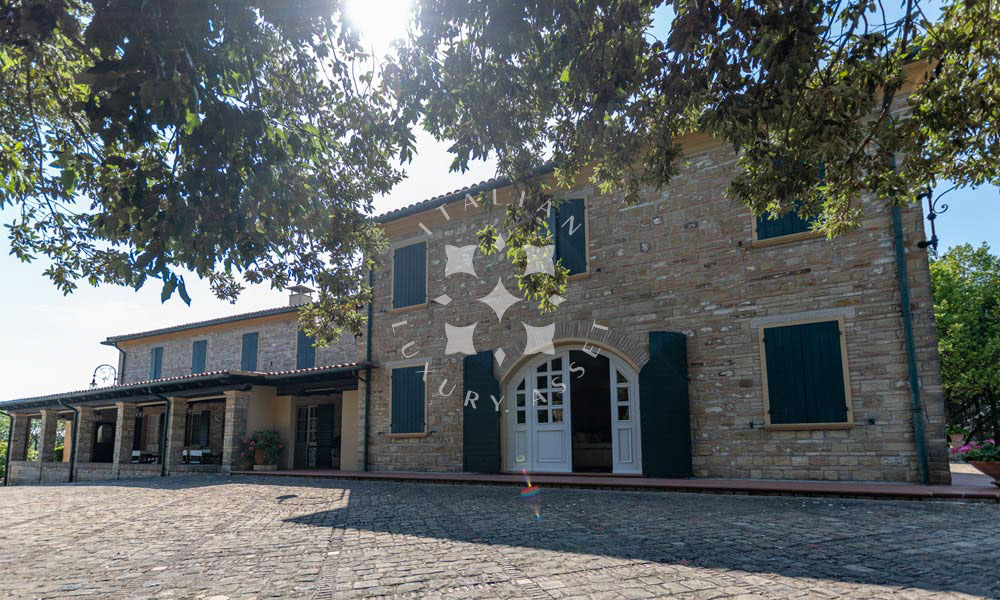 Villa Pesaro Marche Italy Luxury Seaview