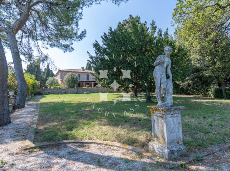 Villa Pesaro Marche Italy Luxury Seaview