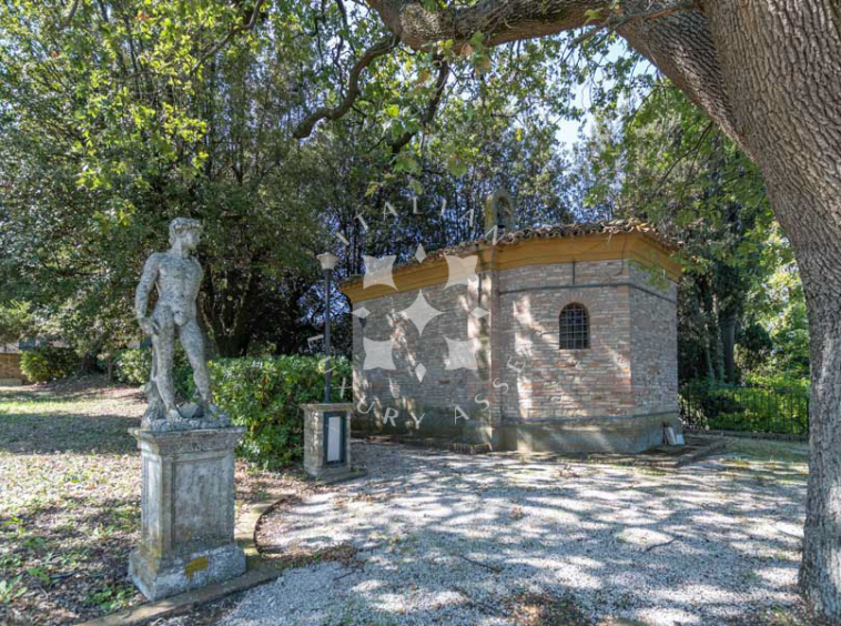 Villa Pesaro Marche Italy Luxury Seaview