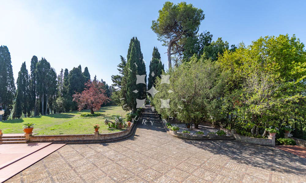 Villa Pesaro Marche Italy Luxury Seaview