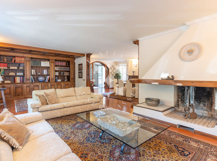 Villa Pesaro Marche Italy Luxury Seaview