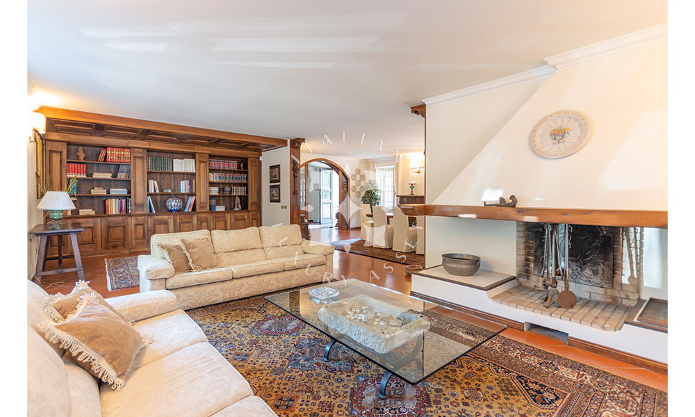 Villa Pesaro Marche Italy Luxury Seaview