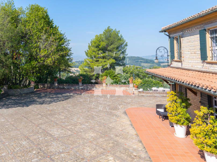 Villa Pesaro Marche Italy Luxury Seaview