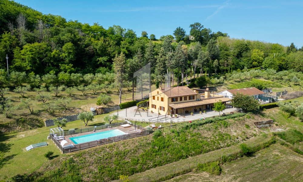 Agriturismo Ponzano Fermo Marche Italy Panorama Pool