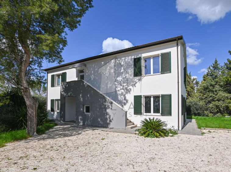 Villa Potenza Picena Macerata Marche Italy