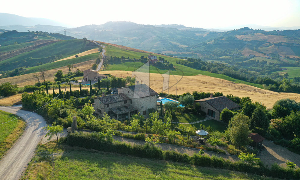 Farmhouse Sant Angelo In Pontano Marche Italy Pool