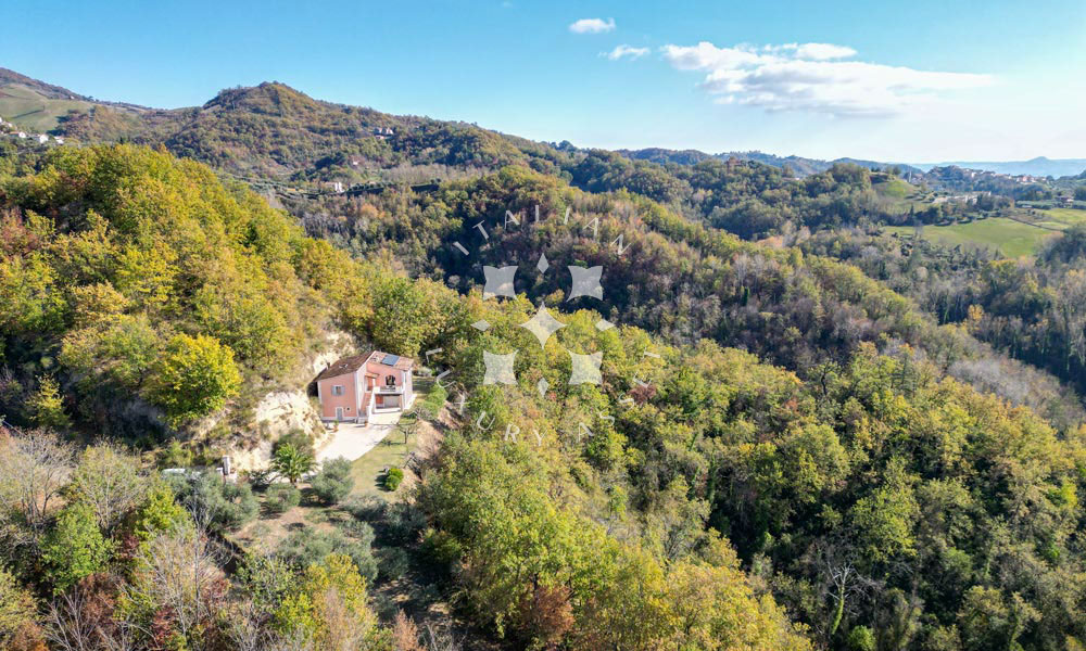 Villa Ascoli Piceno Marche Panorama Italy