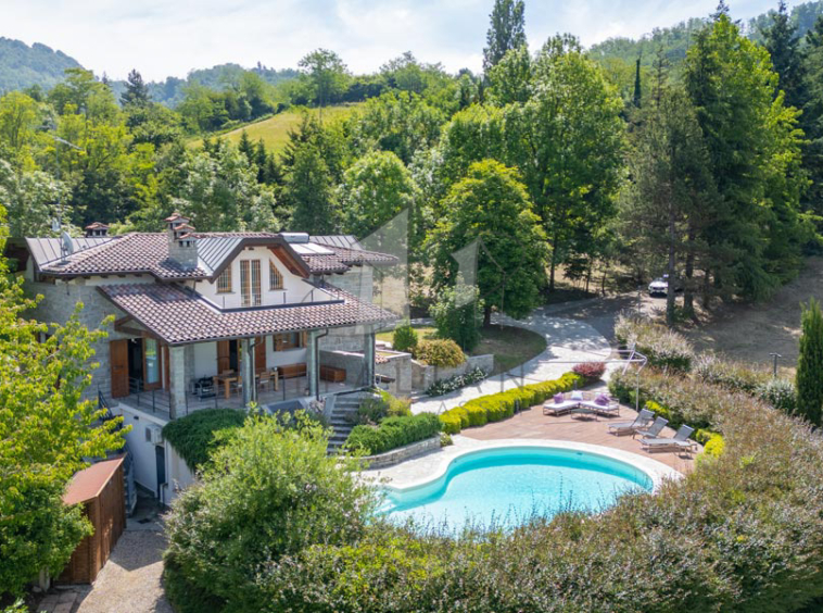 Villa Monzuno Bologna Emilia Romagna Italy Pool