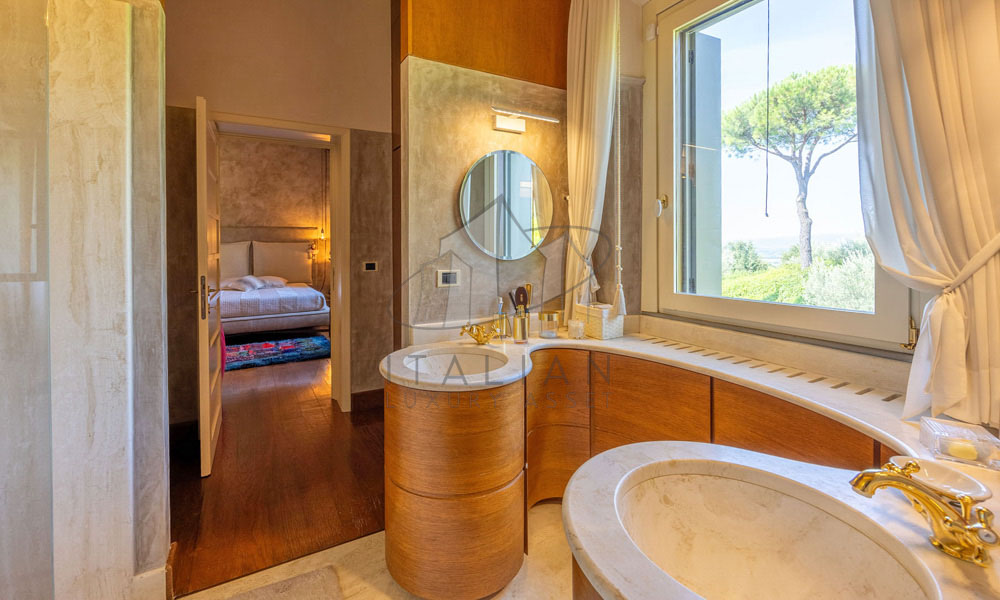 Estate Arezzo Tuscany Valdichiana Pool Cinema