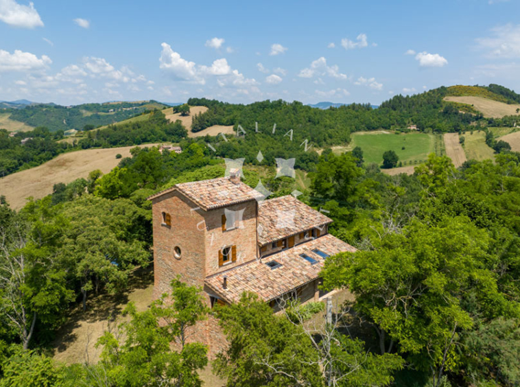 Watchtower Farmhouse Urbino Marche Montefeltro Italy