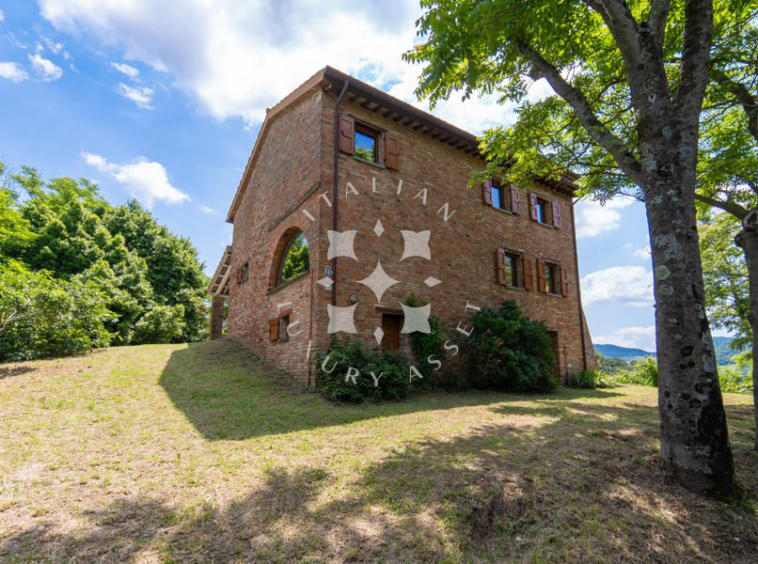 Watchtower Farmhouse Urbino Marche Montefeltro Italy