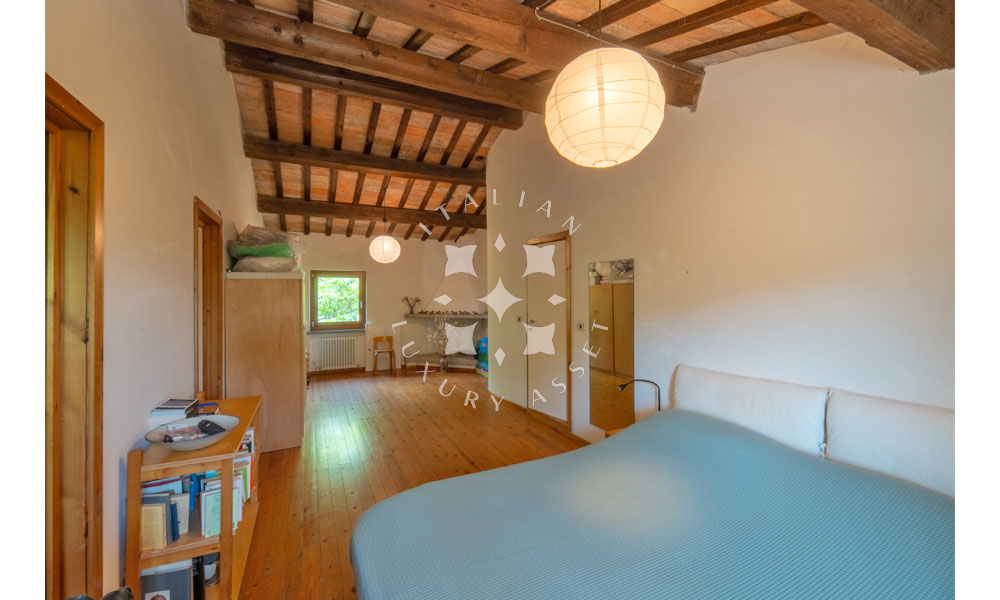 Watchtower Farmhouse Urbino Marche Montefeltro Italy