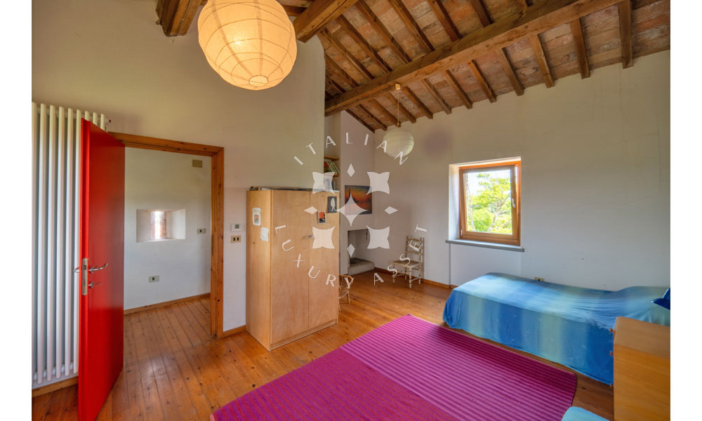 Watchtower Farmhouse Urbino Marche Montefeltro Italy