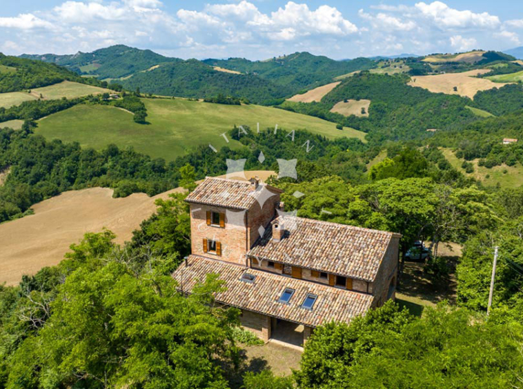 Watchtower Farmhouse Urbino Marche Montefeltro Italy