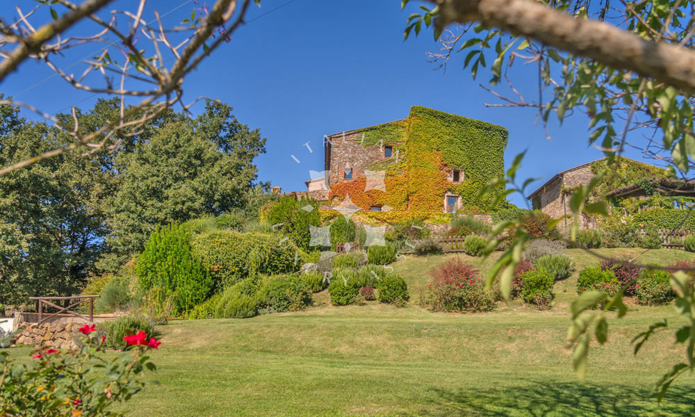 Country Estate Chiusdino Siena Tuscany Italy Pool