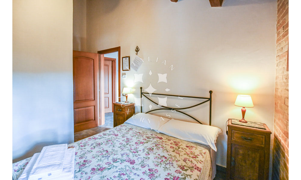 Agriturismo Ponzano Fermo Marche Pool Panorama