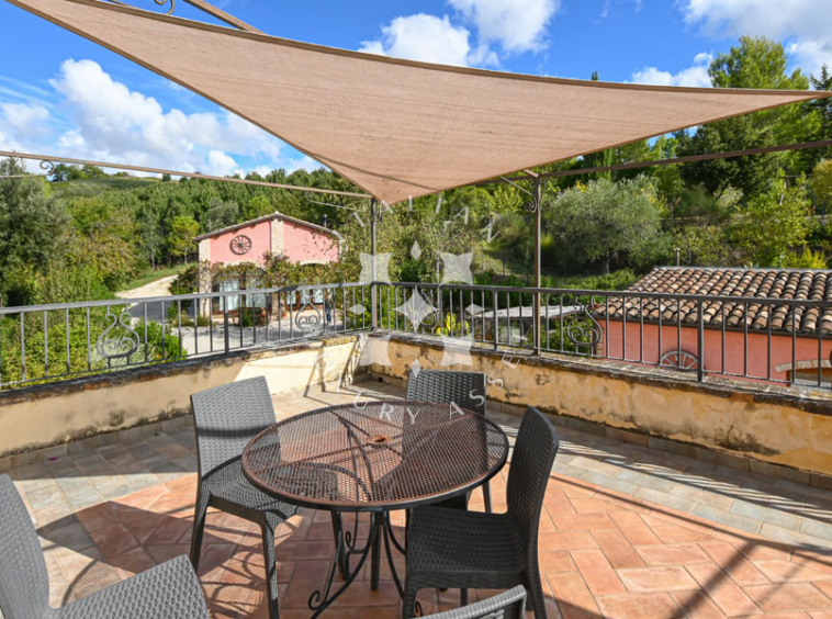 Agriturismo Ponzano Fermo Marche Pool Panorama