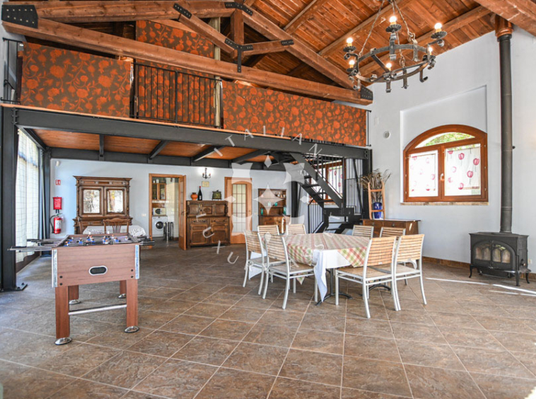 Agriturismo Ponzano Fermo Marche Pool Panorama