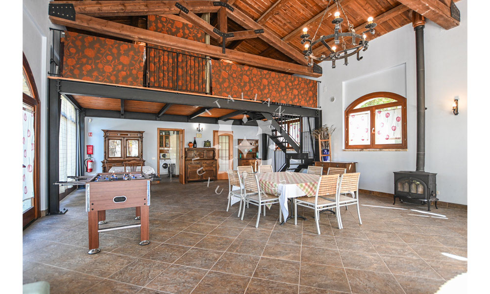 Agriturismo Ponzano Fermo Marche Pool Panorama