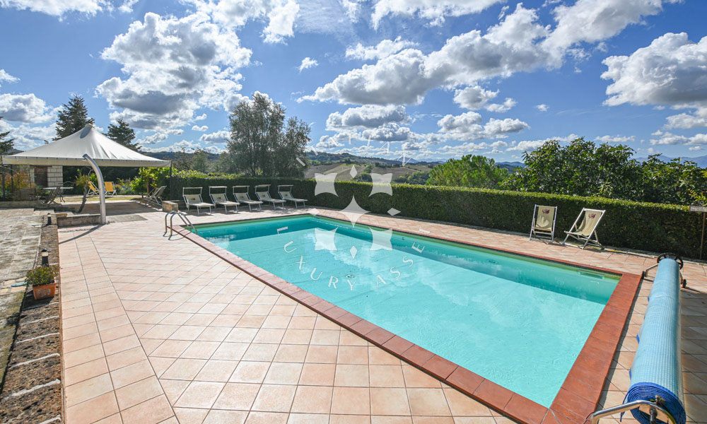 Agriturismo Ponzano Fermo Marche Pool Panorama