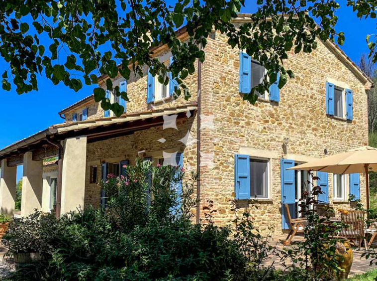 Farmhouse Mombaroccio Pesaro Marche Panorama