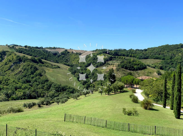 Farmhouse Mombaroccio Pesaro Marche Panorama